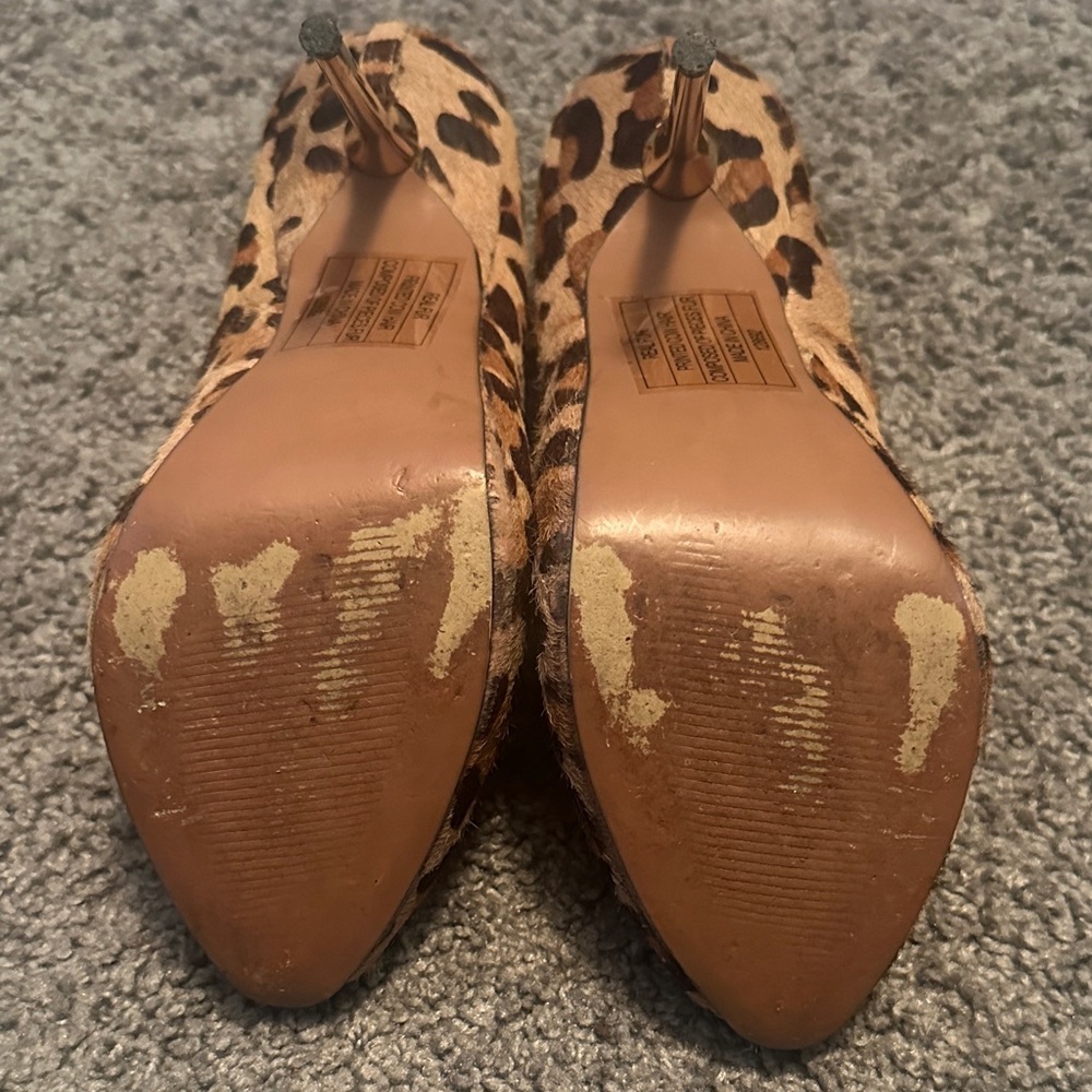 Steve Madden Leopard-Print Pointed Toe Pumps - Brown/Tan - Picture 3 of 6
